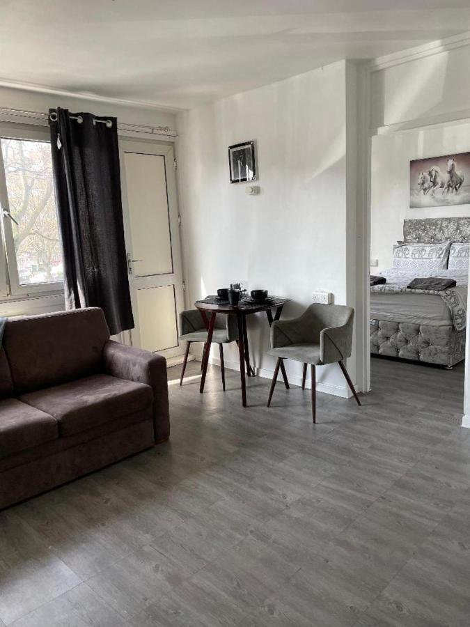 Beautiful Flat In London Near River Thames Londyn Zewnętrze zdjęcie